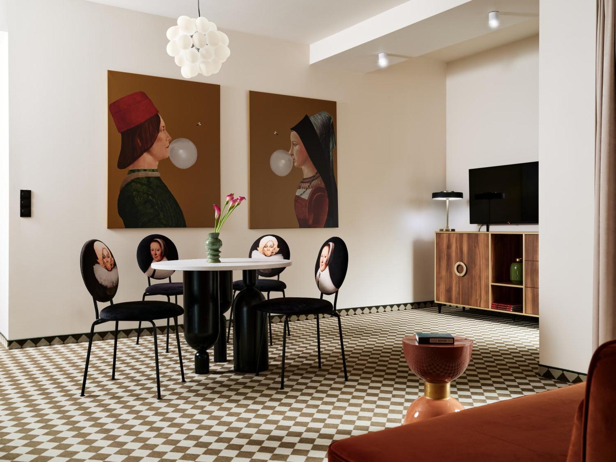 Hotel Pietryna Lodź Bagian luar foto