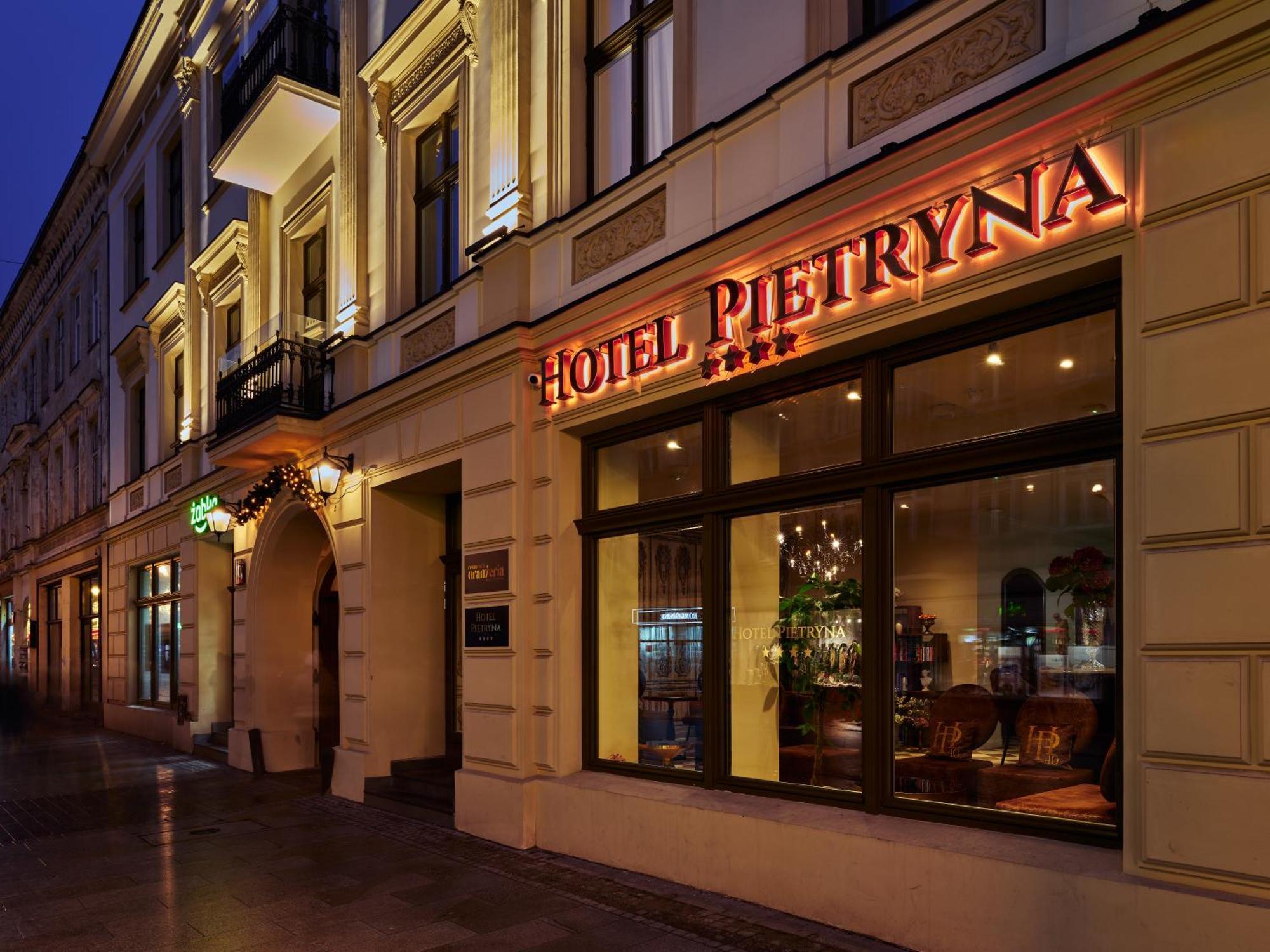 Hotel Pietryna Lodź Bagian luar foto
