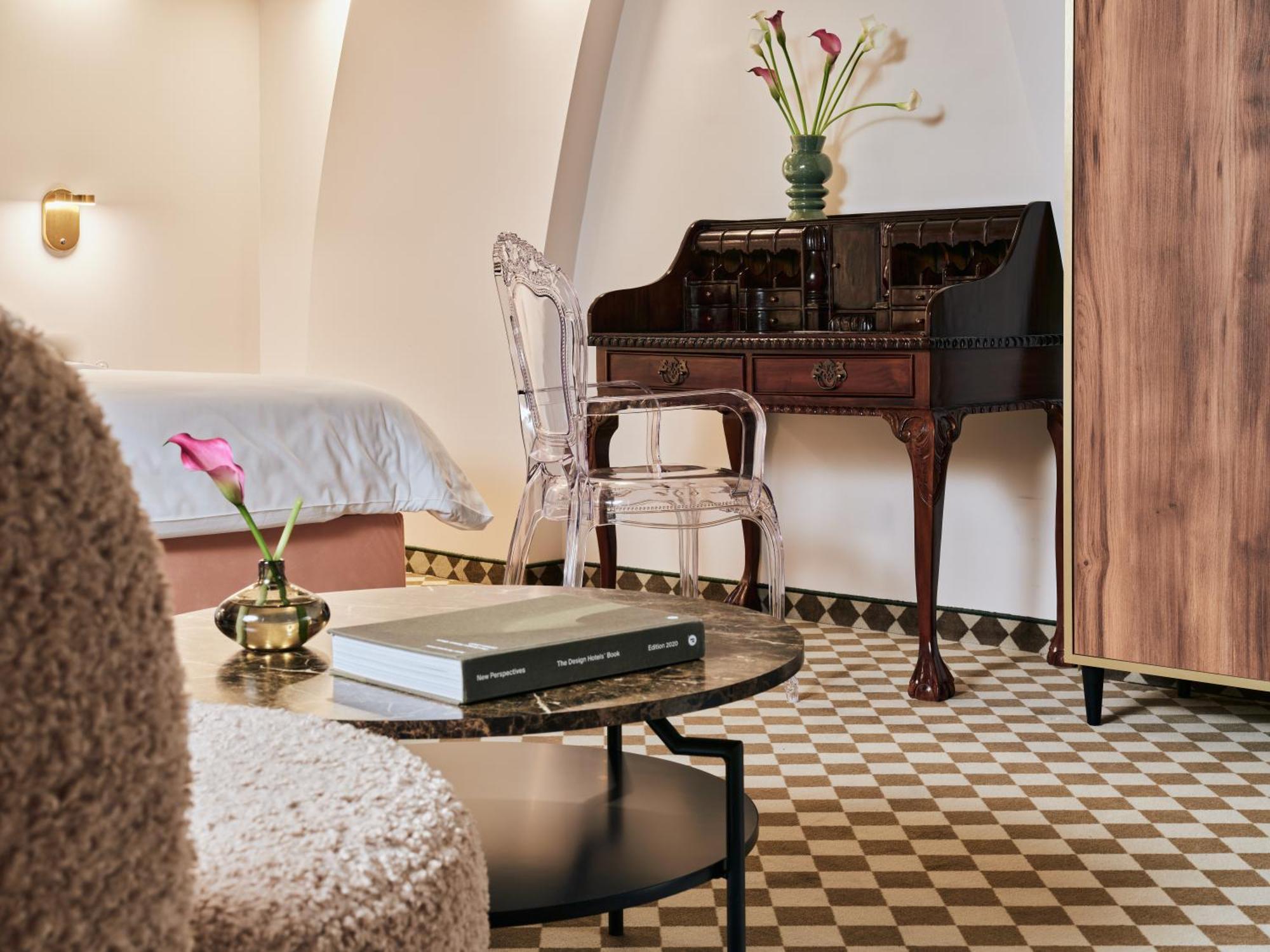 Hotel Pietryna Lodź Bagian luar foto