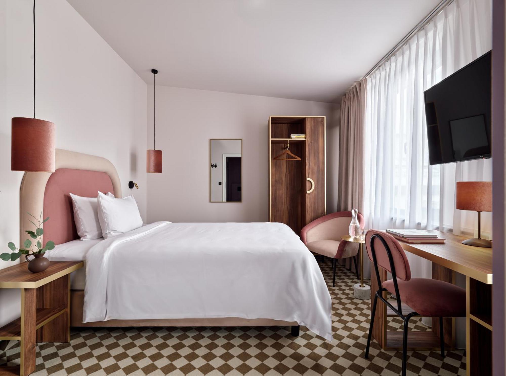 Hotel Pietryna Lodź Bagian luar foto